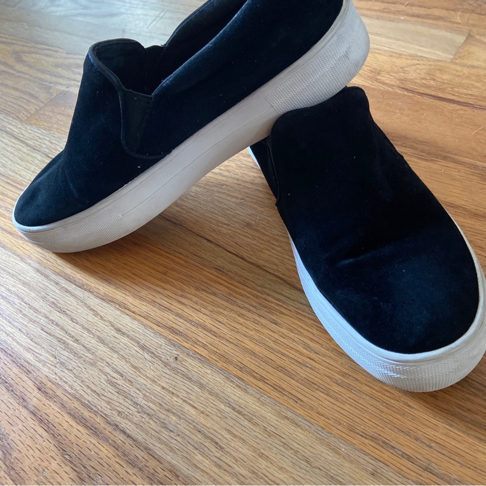 Steve Madden Gills black sneaker slip on shoes 9.5